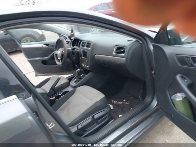 3VW2B7AJ3HM305663 Volkswagen Jetta 1.4t S