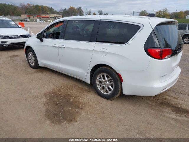 2C4RC1CG1PR564561 Chrysler Voyager Lx