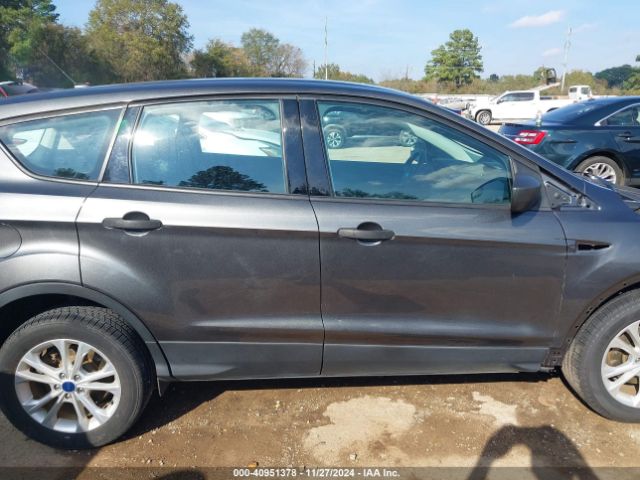 1FMCU0F71HUC00584 Ford ESCAPE S