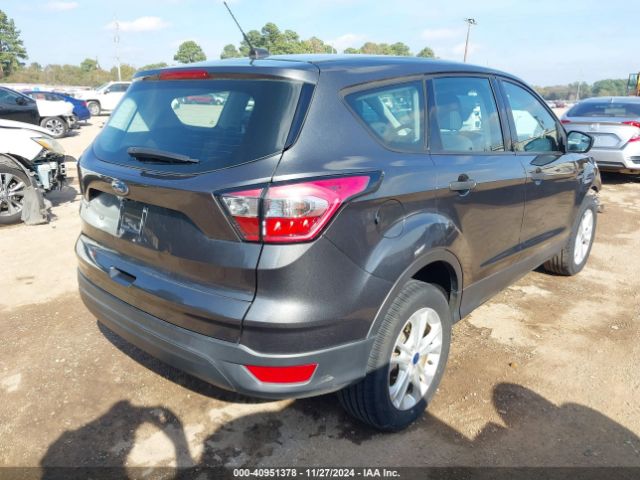 1FMCU0F71HUC00584 Ford ESCAPE S