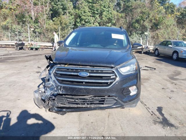 1FMCU0J95HUD21210 Ford Escape Titanium