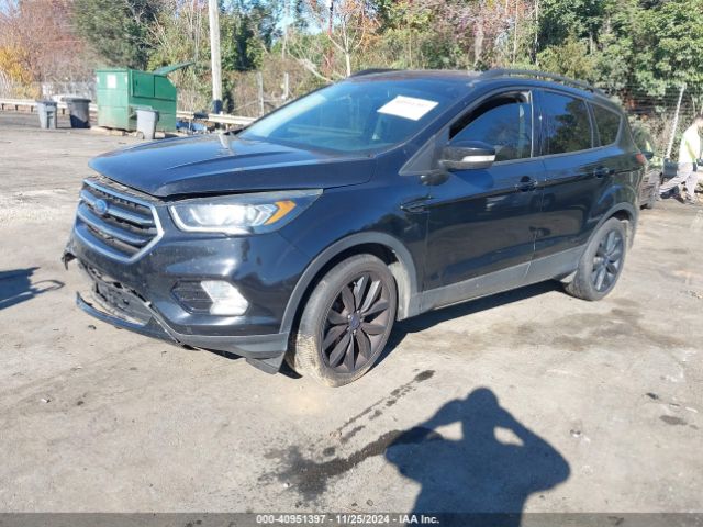 1FMCU0J95HUD21210 Ford Escape Titanium
