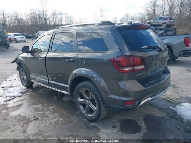 3C4PDCGB5FT745804 Dodge Journey Crossroad