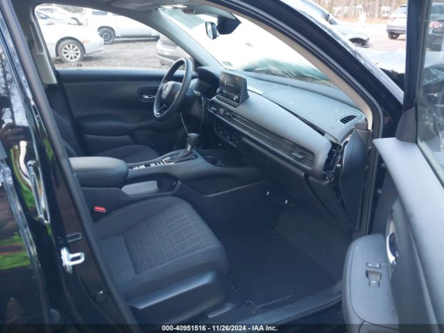 3CZRZ2H38RM775531 Honda Hr-v Awd Lx