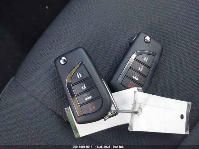 Toyota Corolla Hybrid Le 2024 JTDBCMFE9RJ033273 Image 11