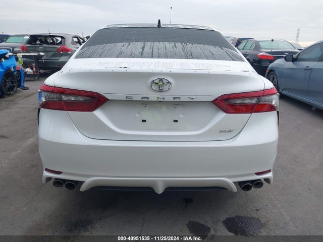 Toyota CAMRY XSE 2022 4T1K61AK2NU019531 Image 17