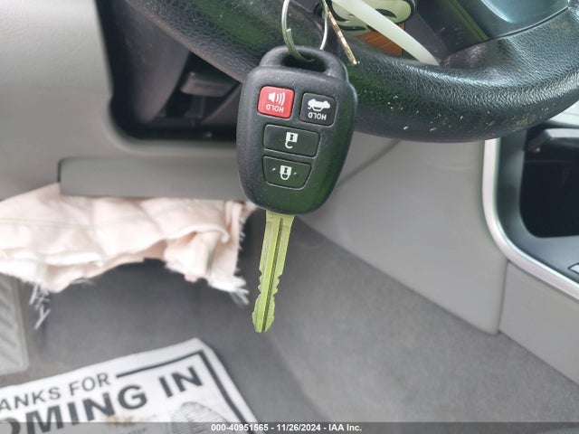 Toyota CAMRY LE 2017 4T1BF1FK0HU338228 Image 11