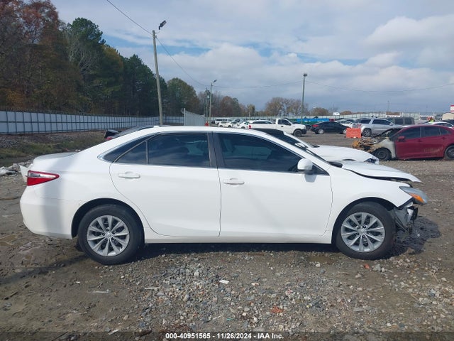 Toyota CAMRY LE 2017 4T1BF1FK0HU338228 Image 14