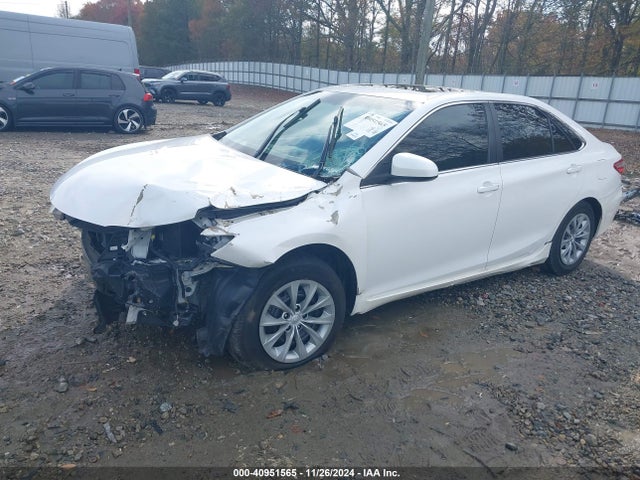 Toyota CAMRY LE 2017 4T1BF1FK0HU338228 Image 2