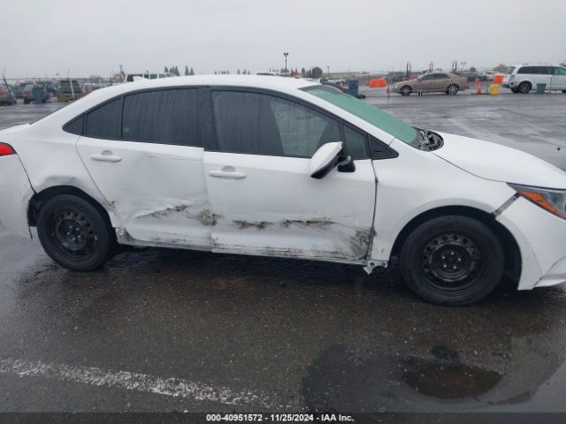 JTDEPMAE0MJ188408 Toyota COROLLA LE