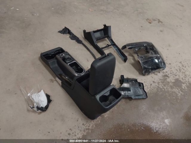 5TFSX5EN1KX068663 Toyota Tacoma Sr5