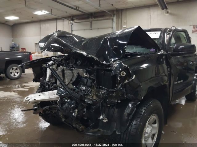 5TFSX5EN1KX068663 Toyota Tacoma Sr5