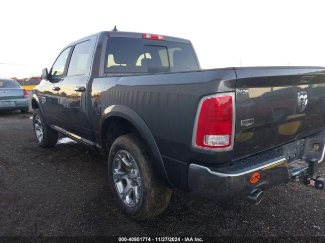 1C6RR7NM8KS749256 RAM 1500 Classic Laramie  4x4 5'7 Box