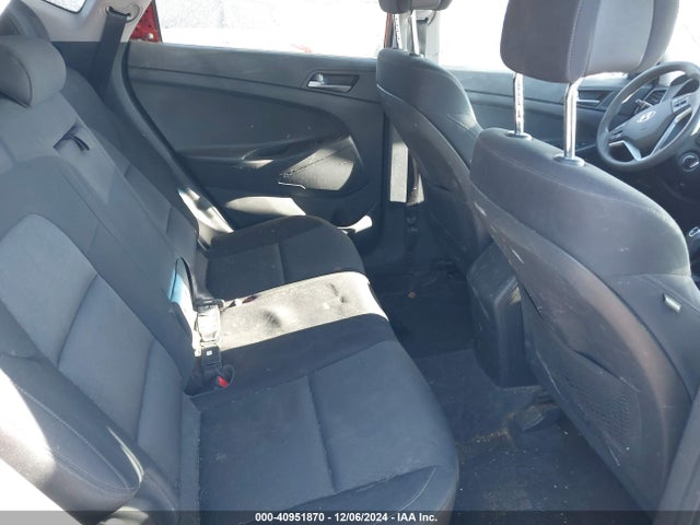 KM8J3CA46GU160512 Hyundai TUCSON SE