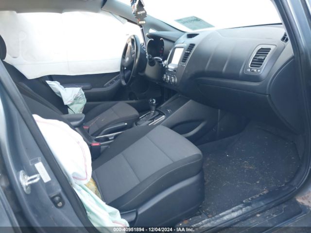 3KPFL4A72HE121863 KIA FORTE S