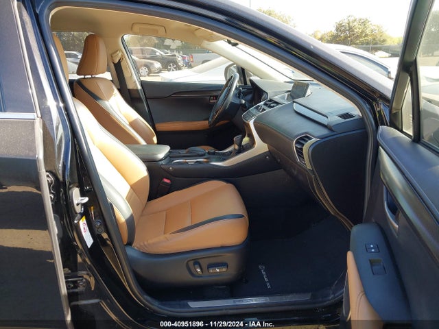 JTJYARBZ3F2005591 Lexus NX 200T