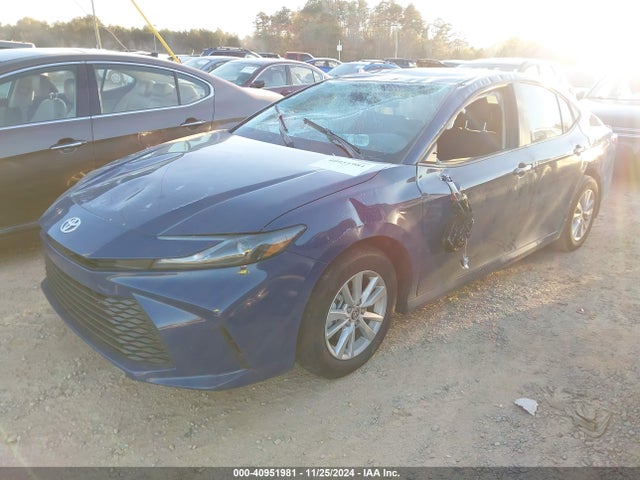 Toyota CAMRY LE 2025 4T1DAACK0SU011363 Image 2