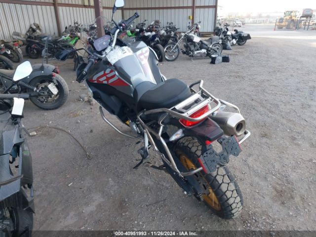 2019 BMW F 850 WB10K0304KZ800219 Photo 2