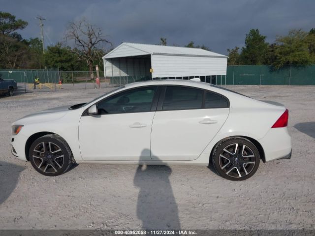YV126MFL6H2425541 Volvo S60 T5 Dynamic