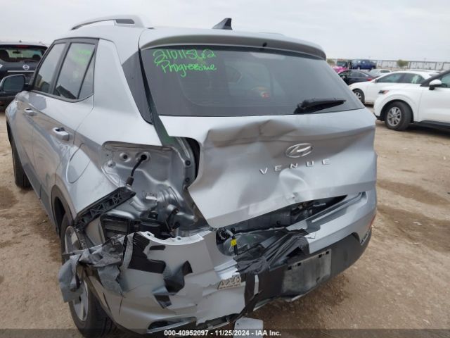 KMHRC8A37MU118739 Hyundai Venue Sel