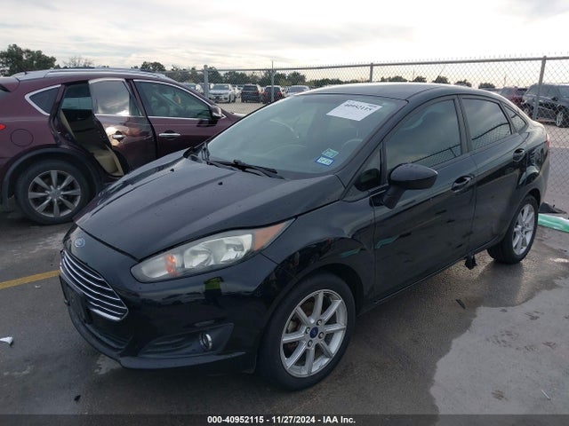 Ford FIESTA SE 2017 3FADP4BJ3HM144585 Image 2
