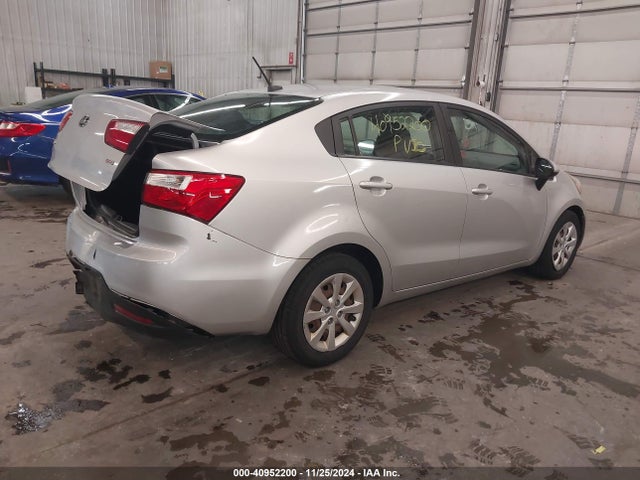 KIA RIO LX 2014 KNADM4A35E6417850 Image 4