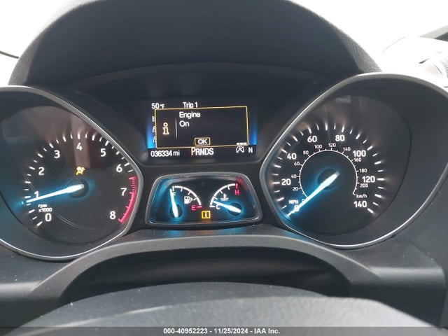Ford ESCAPE SE 2017 1FMCU9GD0HUD18618 Image 7