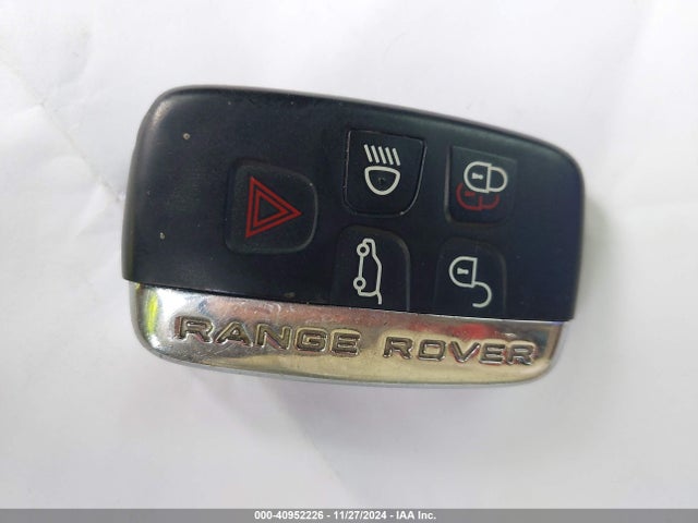 Land Rover Range Rover 5.0l V8 Supercharged 2016 SALGS2EF3GA284237 Image 11