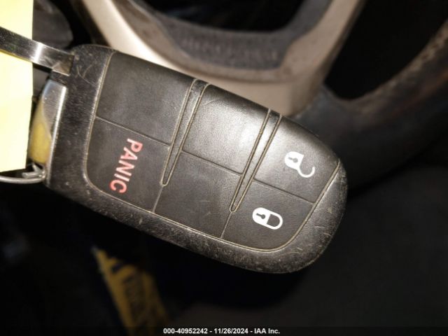 1C4RJFAG9EC270031 Jeep Grand Cherokee Laredo