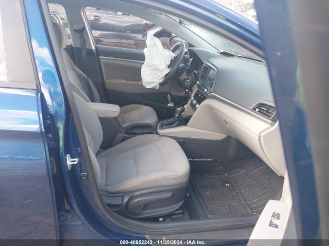 5NPD84LFXLH632805 Hyundai ELANTRA SEL