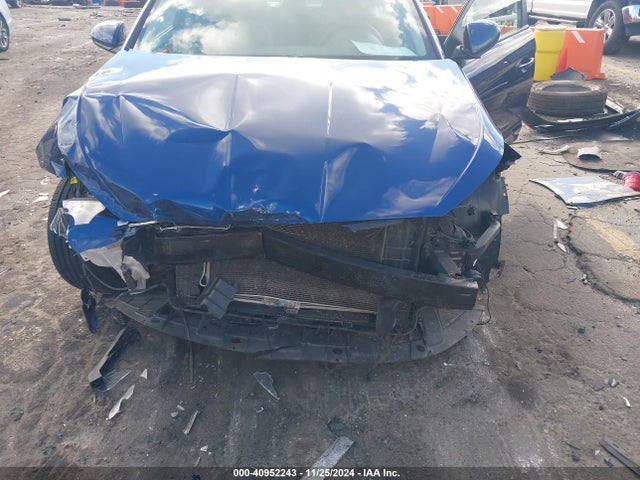 5NPD84LFXLH632805 Hyundai ELANTRA SEL