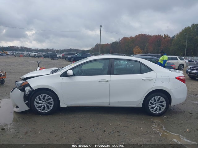 Toyota COROLLA LE 2019 5YFBURHE9KP914998 Image 14