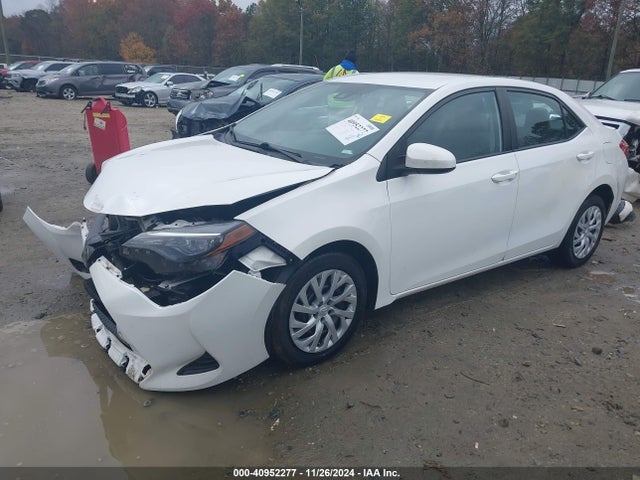 Toyota COROLLA LE 2019 5YFBURHE9KP914998 Image 2