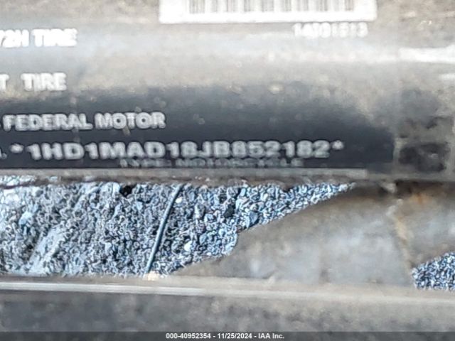2018 HARLEY-DAVIDSON FLHTCUTG 1HD1MAD18JB852182 Photo 9