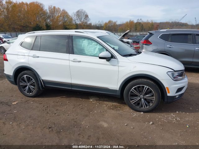 3VV2B7AX8JM026126 Volkswagen Tiguan 2.0t Se/2.0t Sel