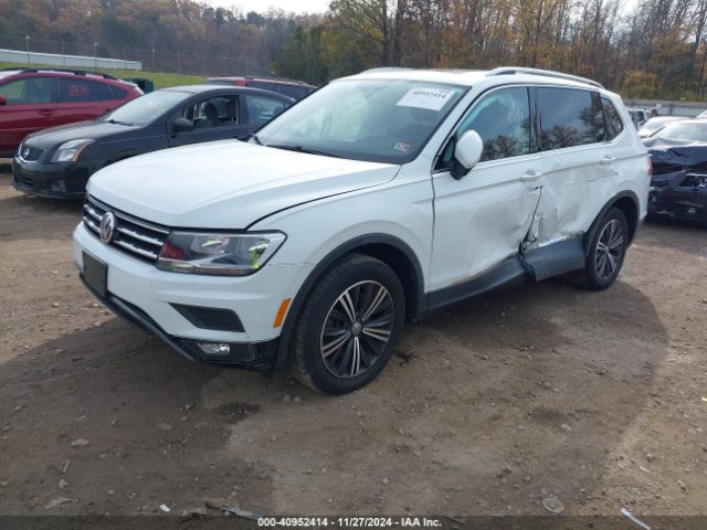 3VV2B7AX8JM026126 Volkswagen Tiguan 2.0t Se/2.0t Sel