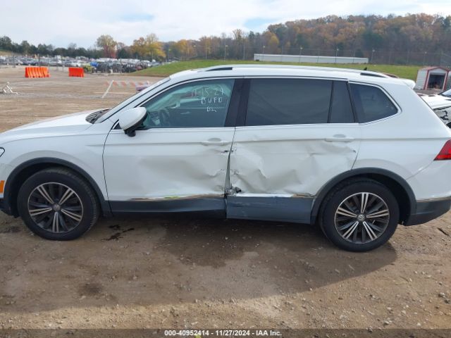 3VV2B7AX8JM026126 Volkswagen Tiguan 2.0t Se/2.0t Sel