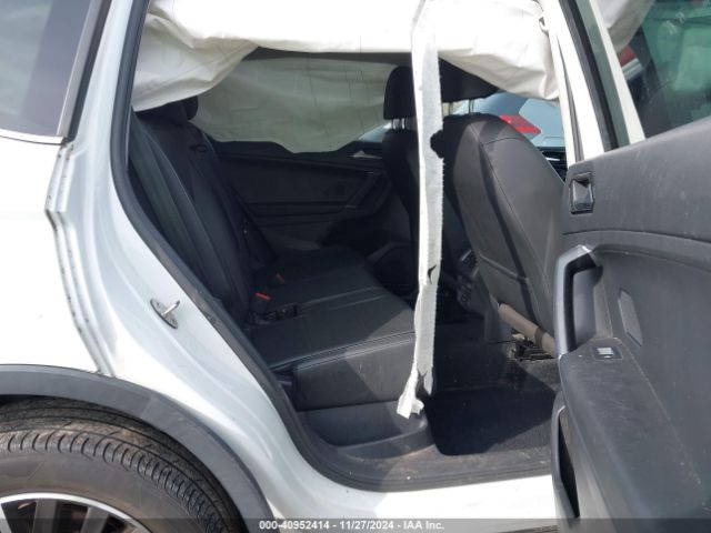 3VV2B7AX8JM026126 Volkswagen Tiguan 2.0t Se/2.0t Sel