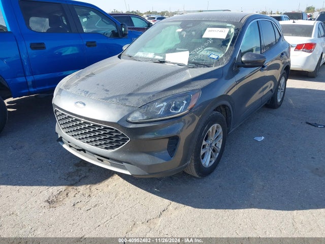 1FMCU9G63LUA52750 Ford ESCAPE SE