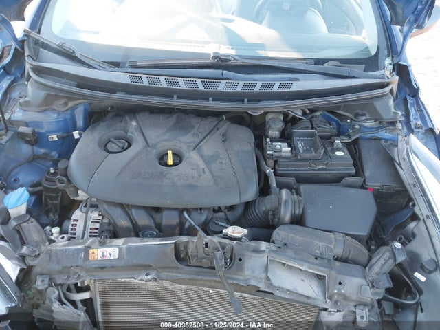 Hyundai ELANTRA SE 2016 5NPDH4AE5GH773359 Image 10
