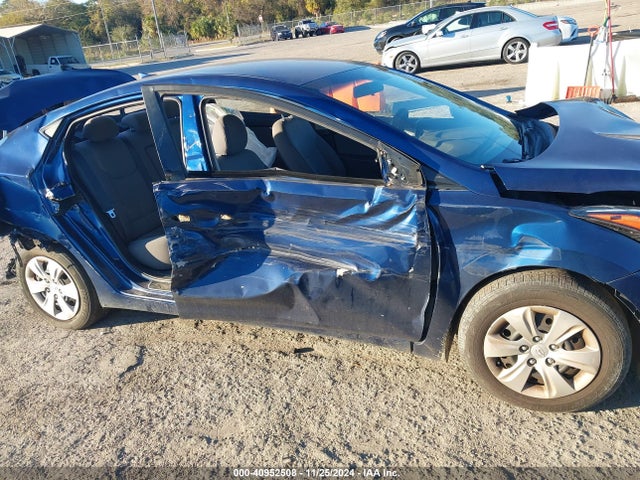Hyundai ELANTRA SE 2016 5NPDH4AE5GH773359 Image 13