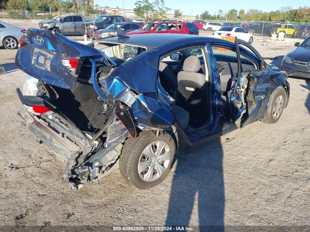 Hyundai ELANTRA SE 2016 5NPDH4AE5GH773359 Image 4