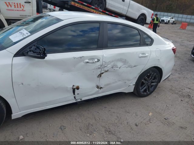 3KPF34AD2ME297733 KIA Forte Gt-line