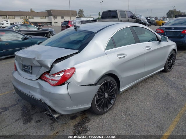 Mercedes-Benz CLA 250 2014 WDDSJ4EB7EN156494 Image 4