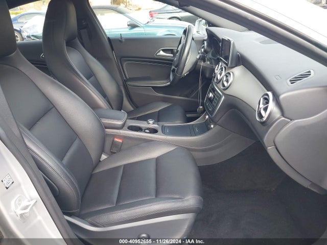 Mercedes-Benz CLA 250 2014 WDDSJ4EB7EN156494 Image 5