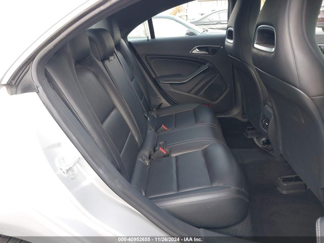 Mercedes-Benz CLA 250 2014 WDDSJ4EB7EN156494 Image 8