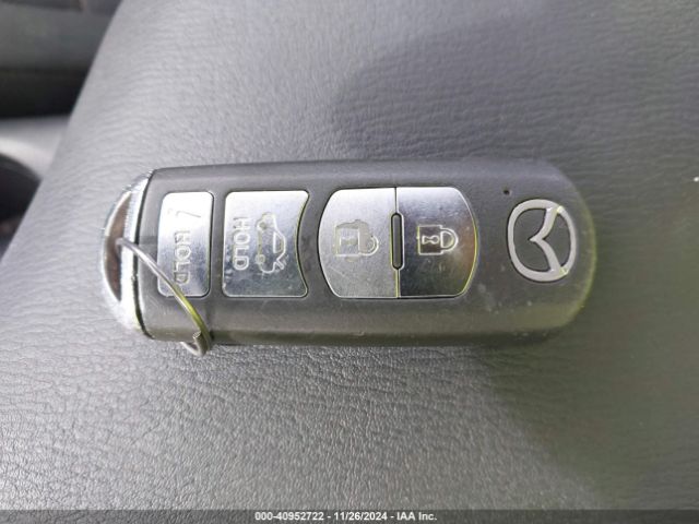 JM1BM1U76E1123314 Mazda MAZDA3