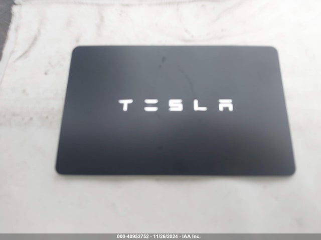 2018 TESLA MODEL 3 5YJ3E1EA1JF164768 Photo 10