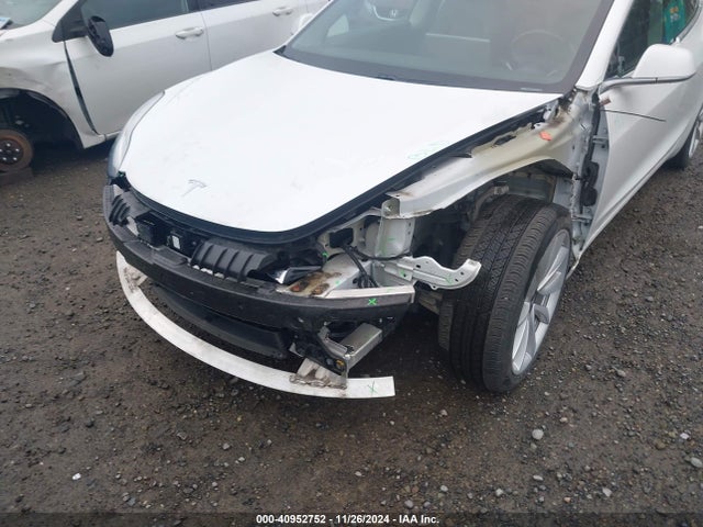 2018 TESLA MODEL 3 5YJ3E1EA1JF164768 Photo 5
