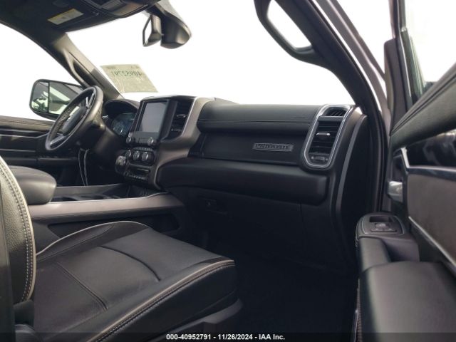 3C6UR5FJ8NG370238 RAM 2500 Laramie  4x4 6'4 Box